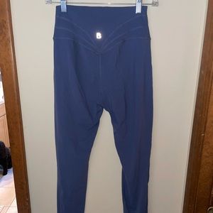 Buff bunny, medium leggings